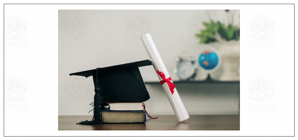 选择EMBA培训班需要注意什么?